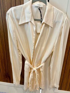 Vicolo Cream Tie-Waist Satin Blouse